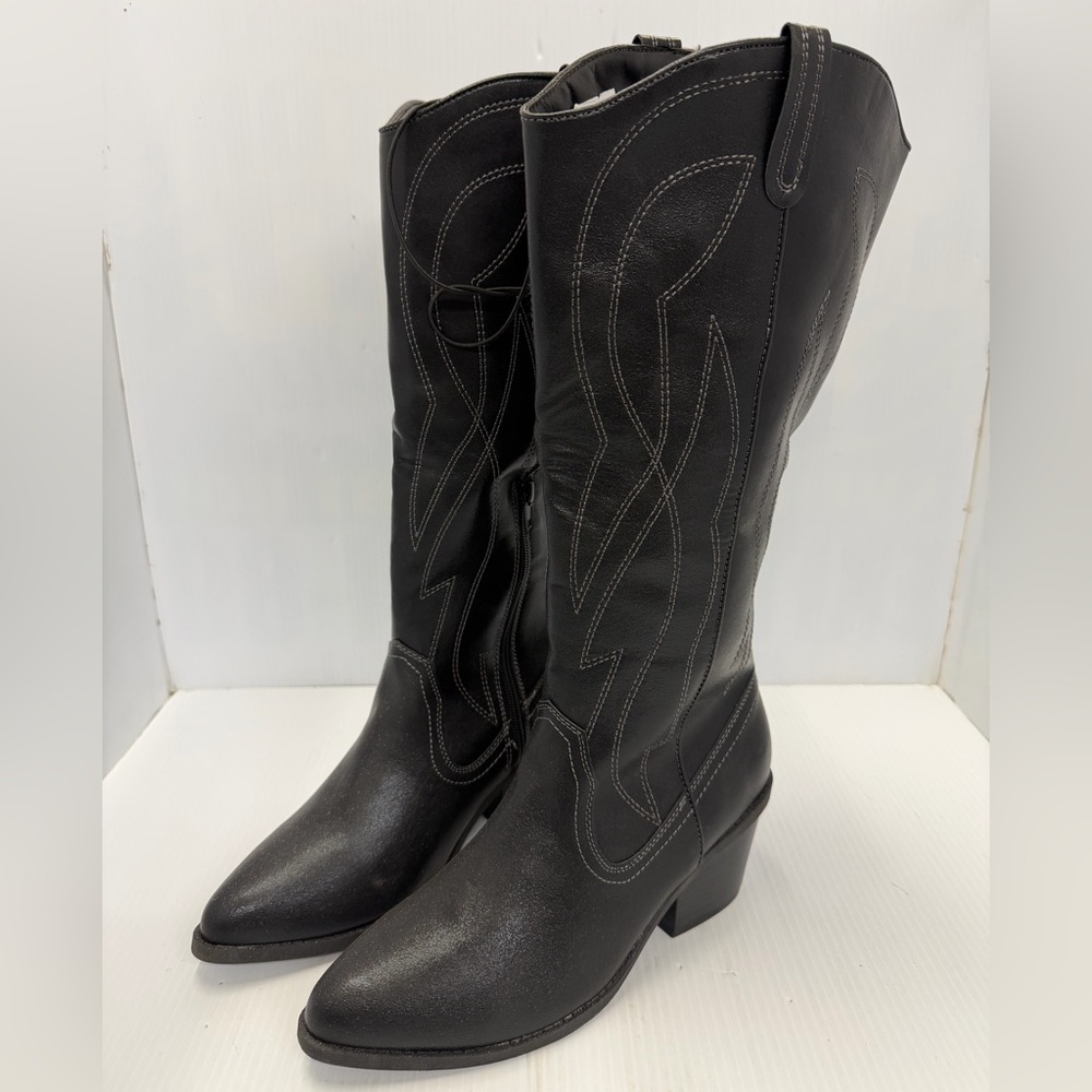 Black Western-Style Women's Boots Size 8.5